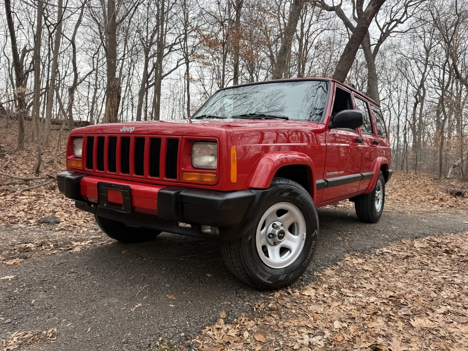 2000 Jeep XJ Cherokee - Image 3 of 31