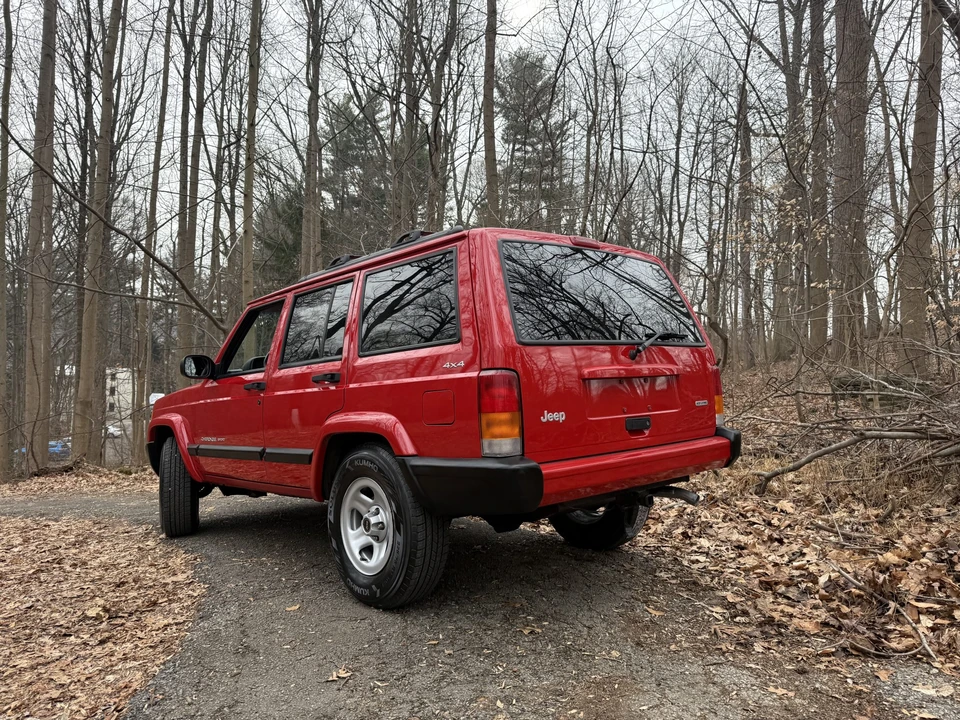 2000 Jeep XJ Cherokee - Image 6 of 31