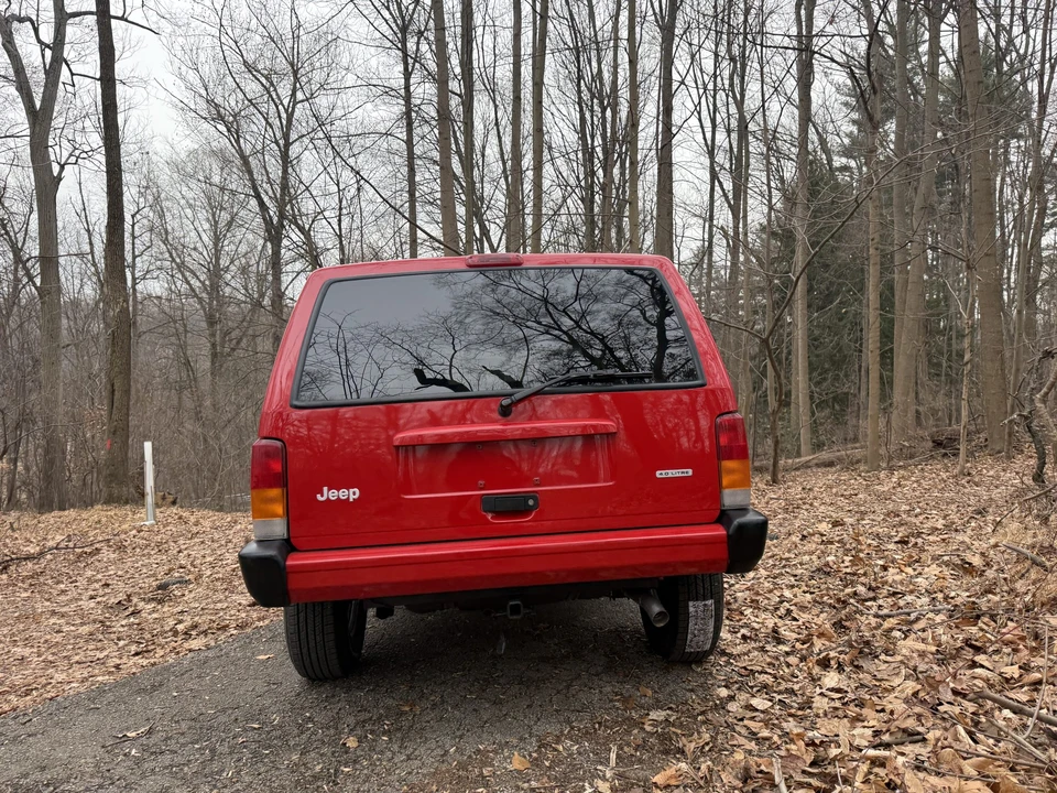 2000 Jeep XJ Cherokee - Image 10 of 31
