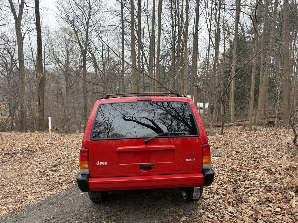 2000 Jeep XJ Cherokee - Image 11 of 31