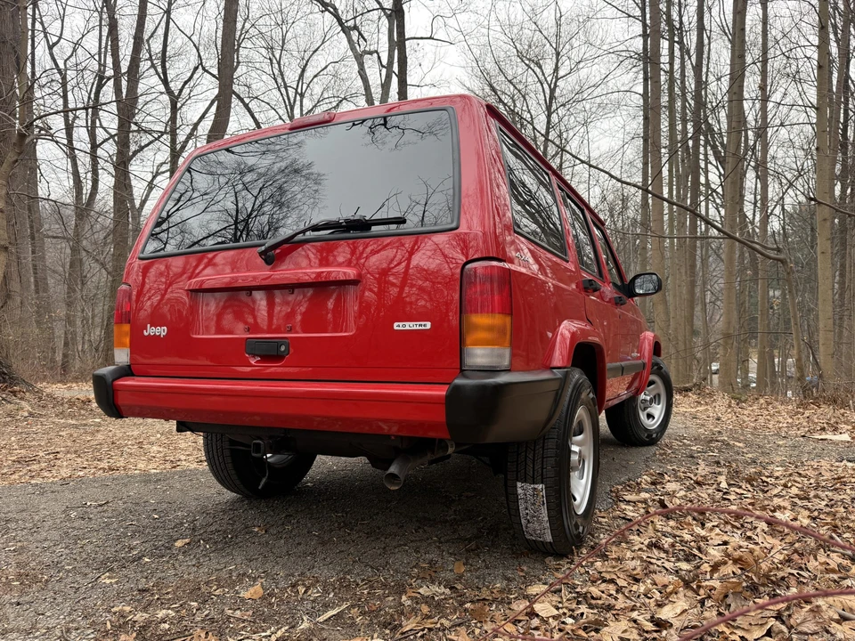 2000 Jeep XJ Cherokee - Image 12 of 31