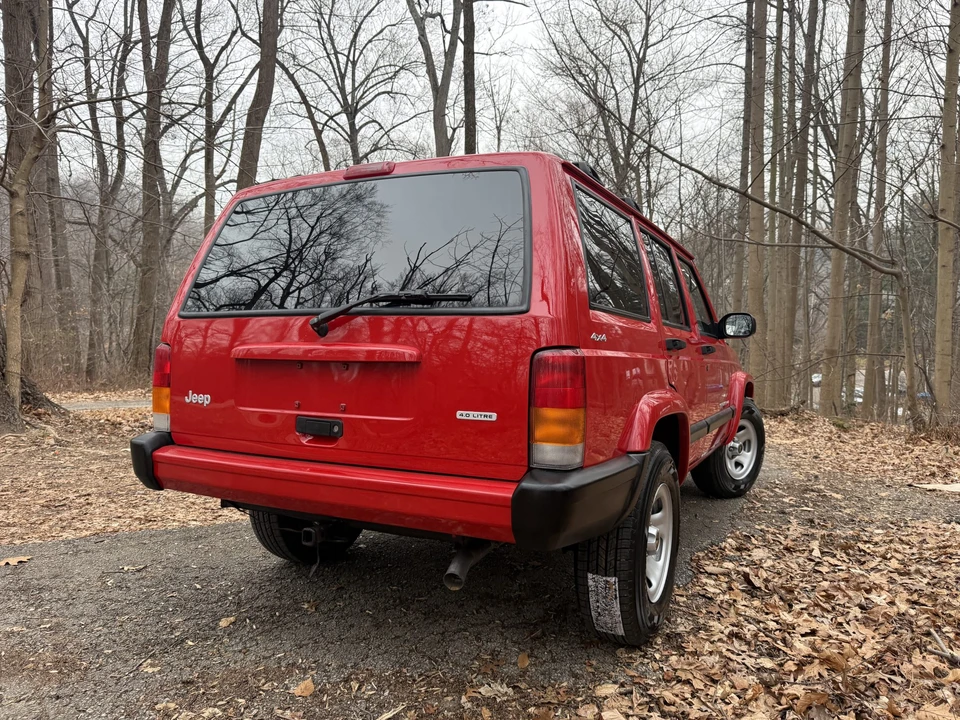 2000 Jeep XJ Cherokee - Image 13 of 31