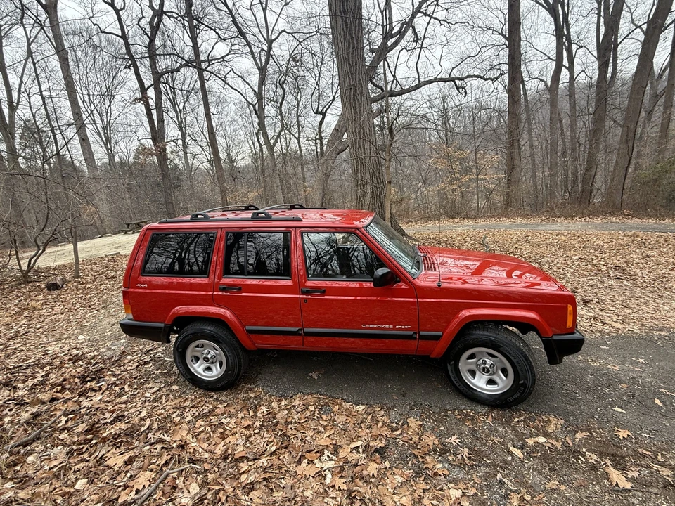 2000 Jeep XJ Cherokee - Image 18 of 31