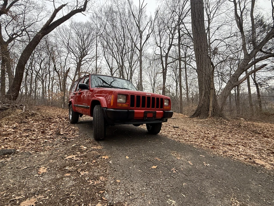 2000 Jeep XJ Cherokee - Image 19 of 31