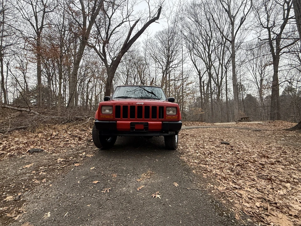 2000 Jeep XJ Cherokee - Image 24 of 31