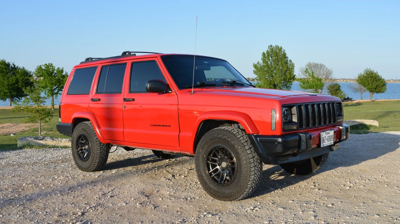 2000 Jeep XJ Cherokee - Image 11 of 31