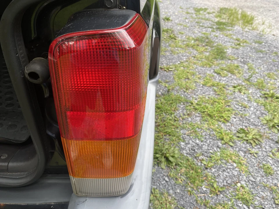 2000 Jeep XJ Cherokee - Image 30 of 31