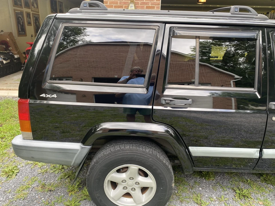 2000 Jeep XJ Cherokee - Image 26 of 31