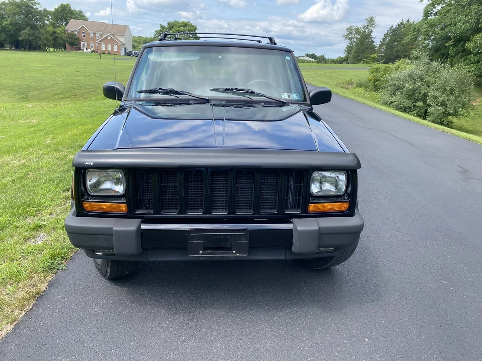 2000 Jeep XJ Cherokee - Image 6 of 31
