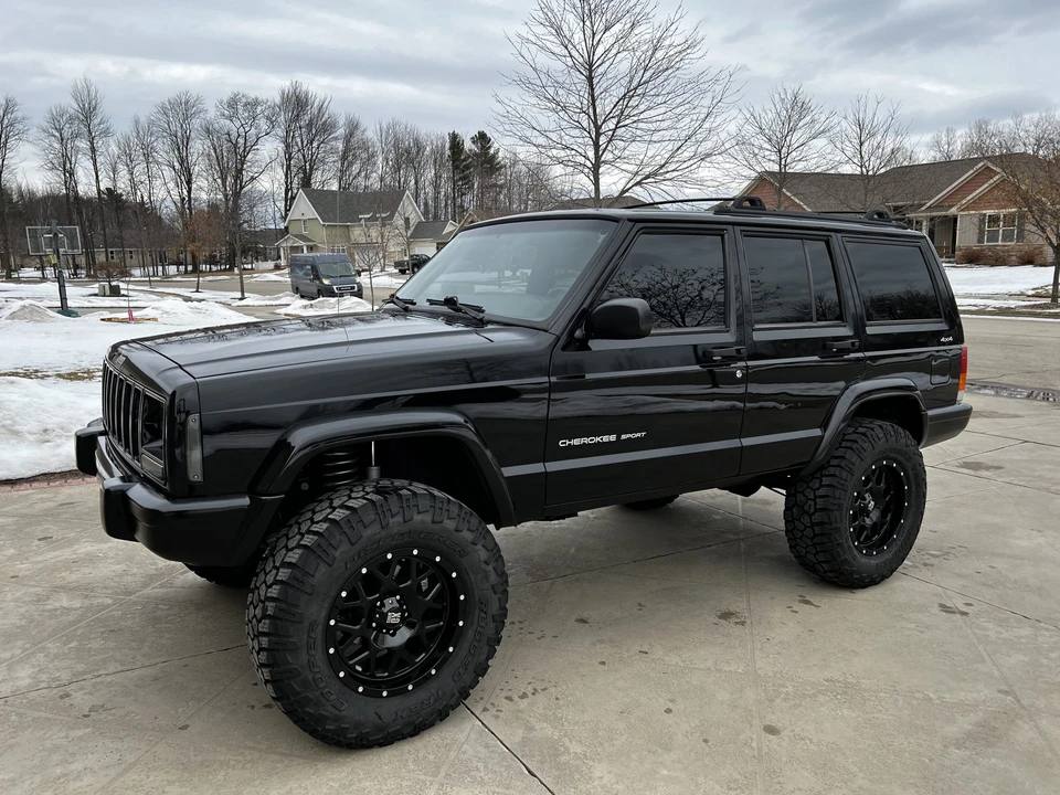 2000 Jeep XJ Cherokee - Image 16 of 31