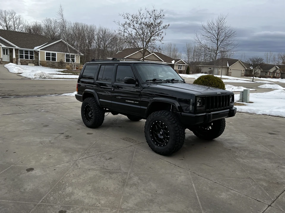 2000 Jeep XJ Cherokee - Image 5 of 31