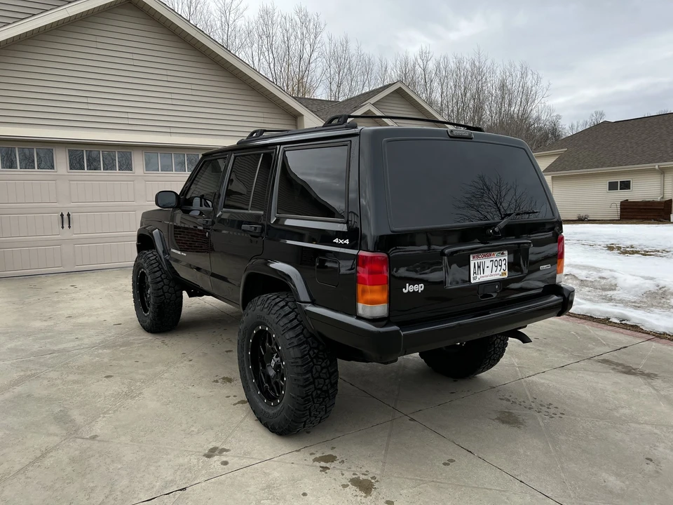 2000 Jeep XJ Cherokee - Image 13 of 31