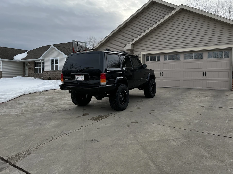 2000 Jeep XJ Cherokee - Image 24 of 31