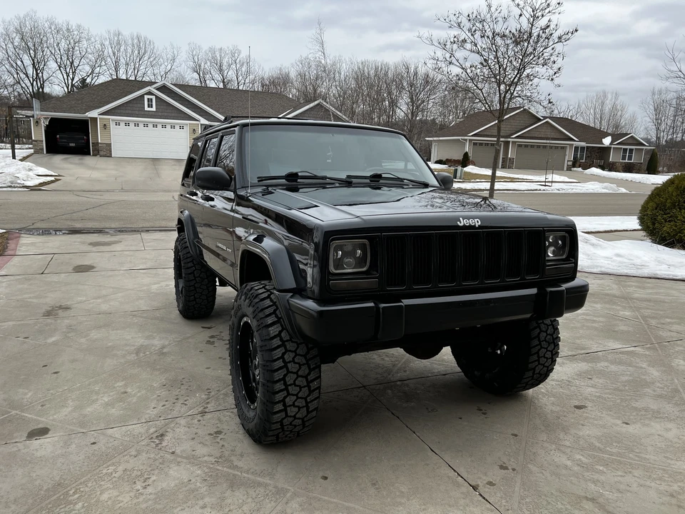 2000 Jeep XJ Cherokee - Image 7 of 31
