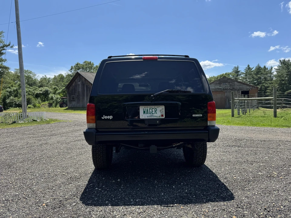 2000 Jeep XJ Cherokee - Image 12 of 31