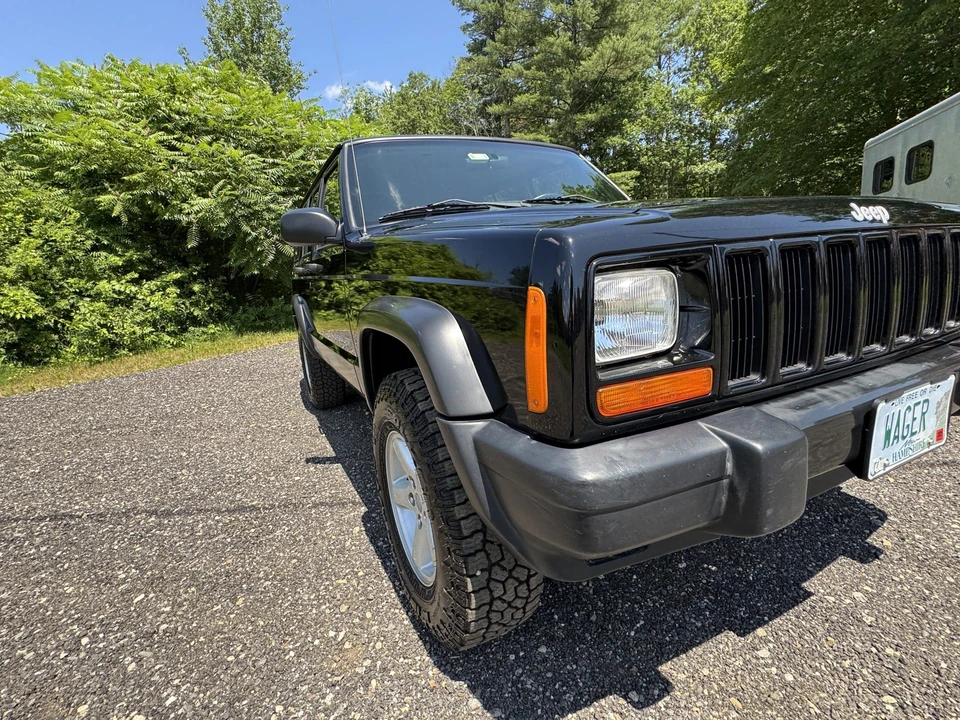 2000 Jeep XJ Cherokee - Image 27 of 31