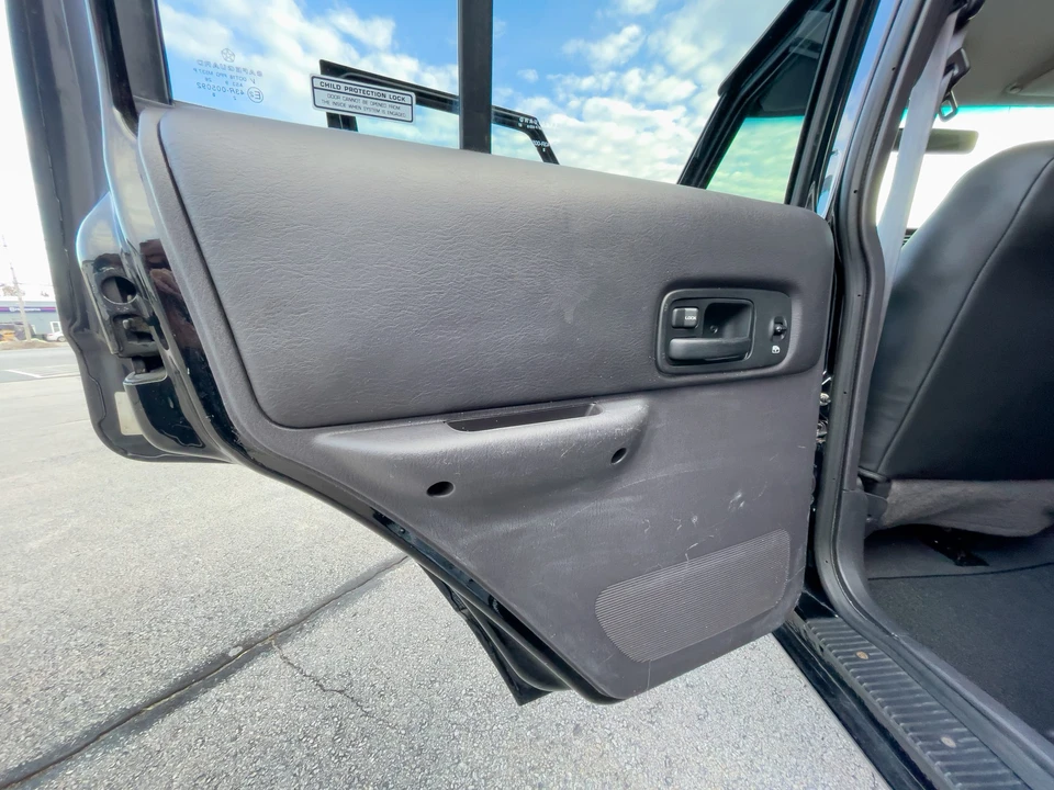 2000 Jeep XJ Cherokee - Image 30 of 31