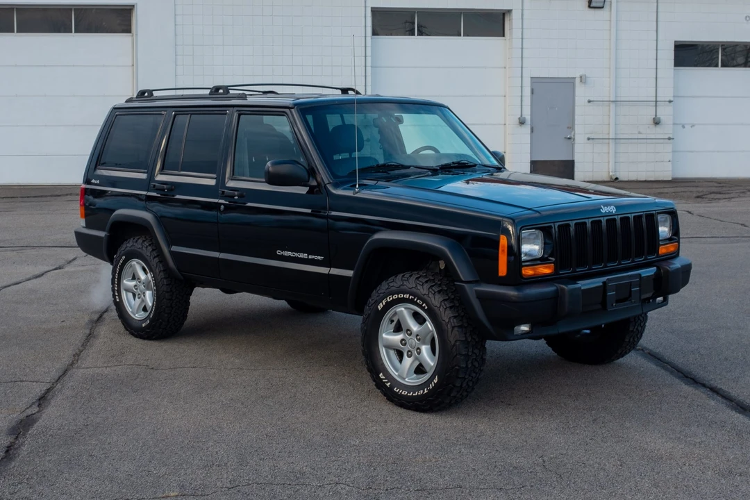 2000 Jeep XJ Cherokee - Image 8 of 31