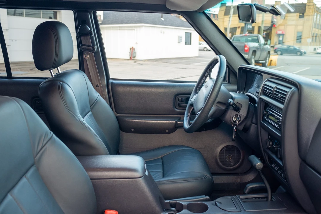 2000 Jeep XJ Cherokee - Image 21 of 31