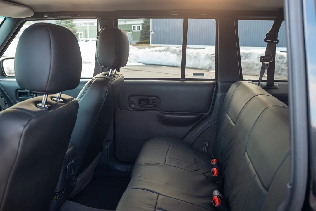 2000 Jeep XJ Cherokee - Image 31 of 31
