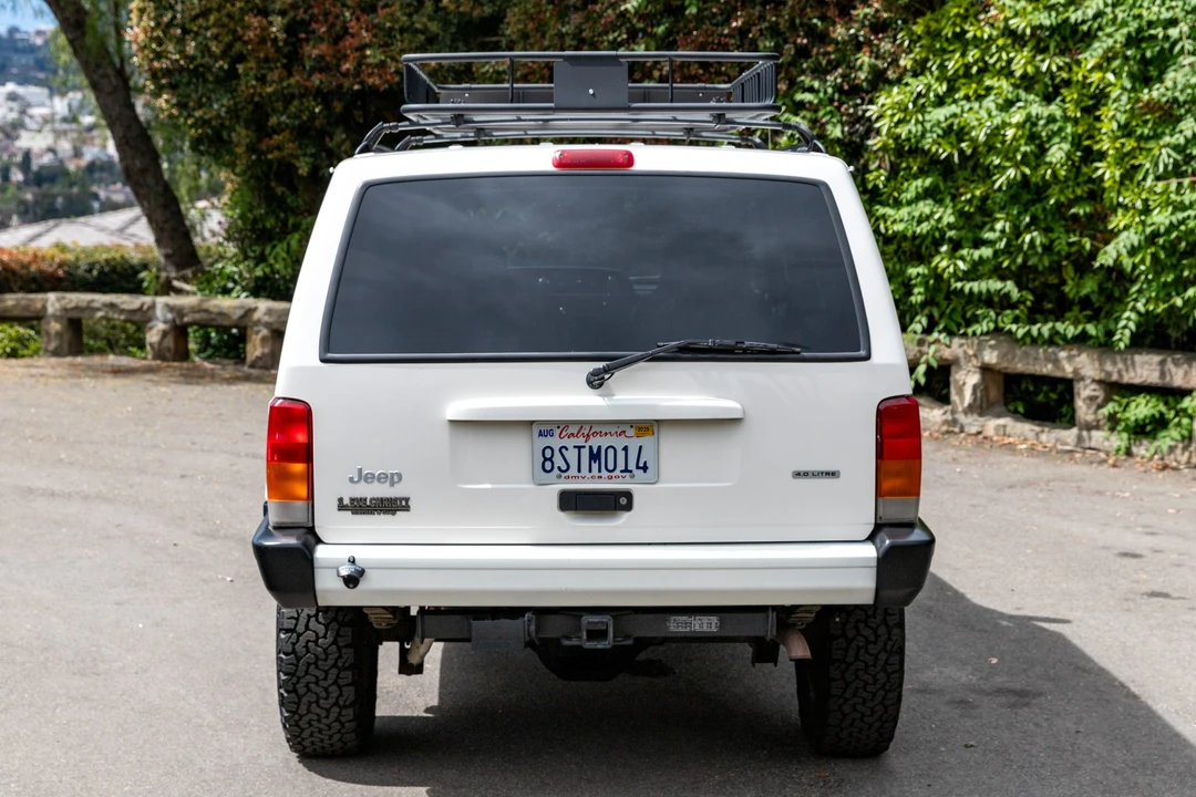 2000 Jeep XJ Cherokee - Image 7 of 31