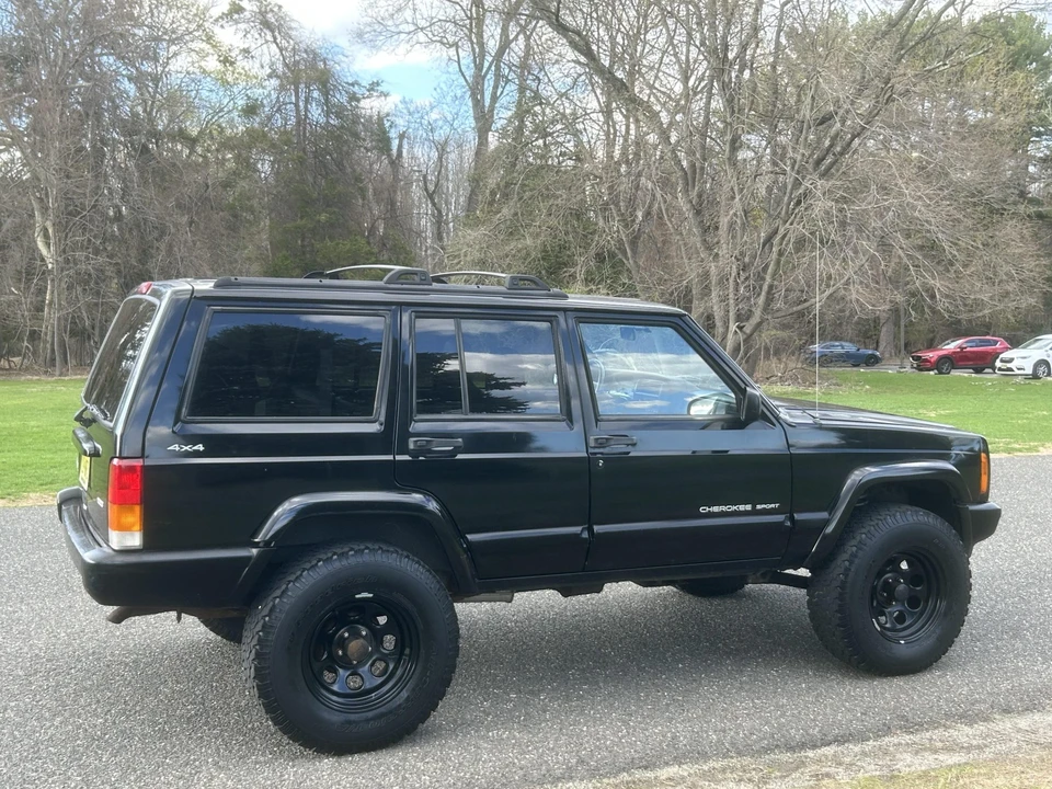 2000 Jeep XJ Cherokee - Image 20 of 31