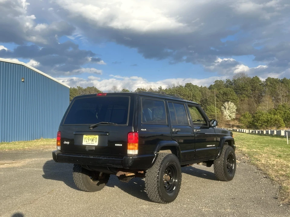 2000 Jeep XJ Cherokee - Image 18 of 31