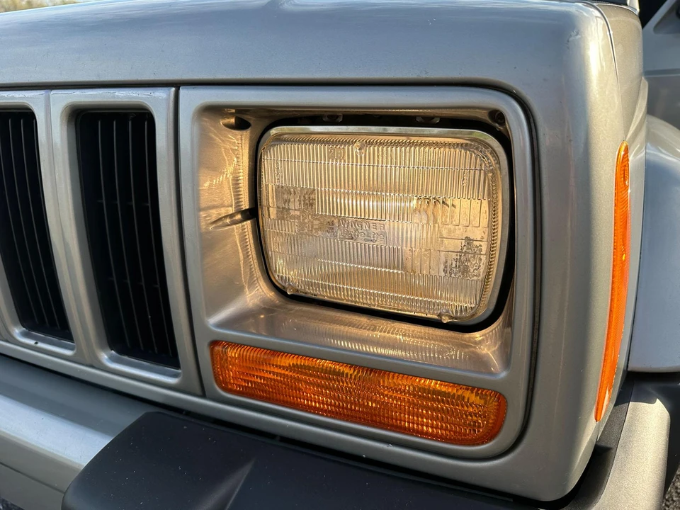 2000 Jeep XJ Cherokee - Image 30 of 31