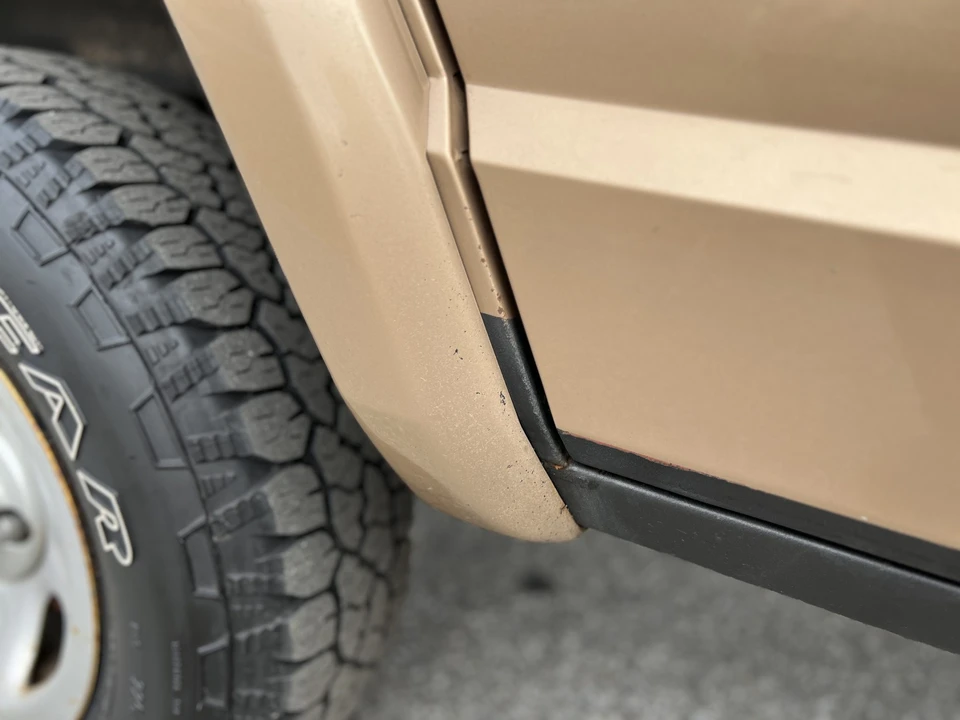 2000 Jeep XJ Cherokee - Image 16 of 31