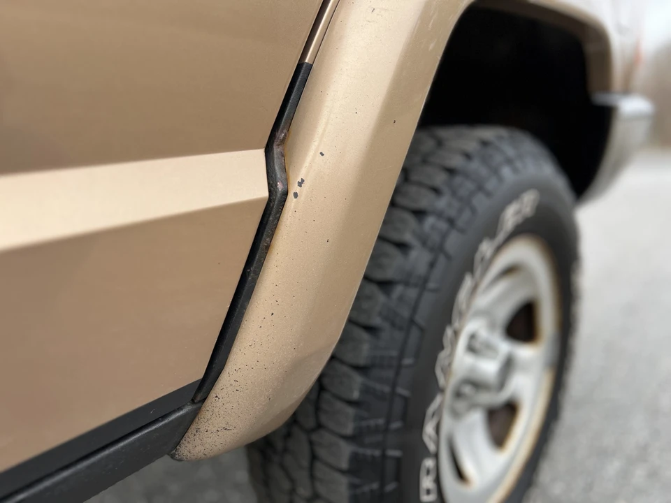 2000 Jeep XJ Cherokee - Image 19 of 31