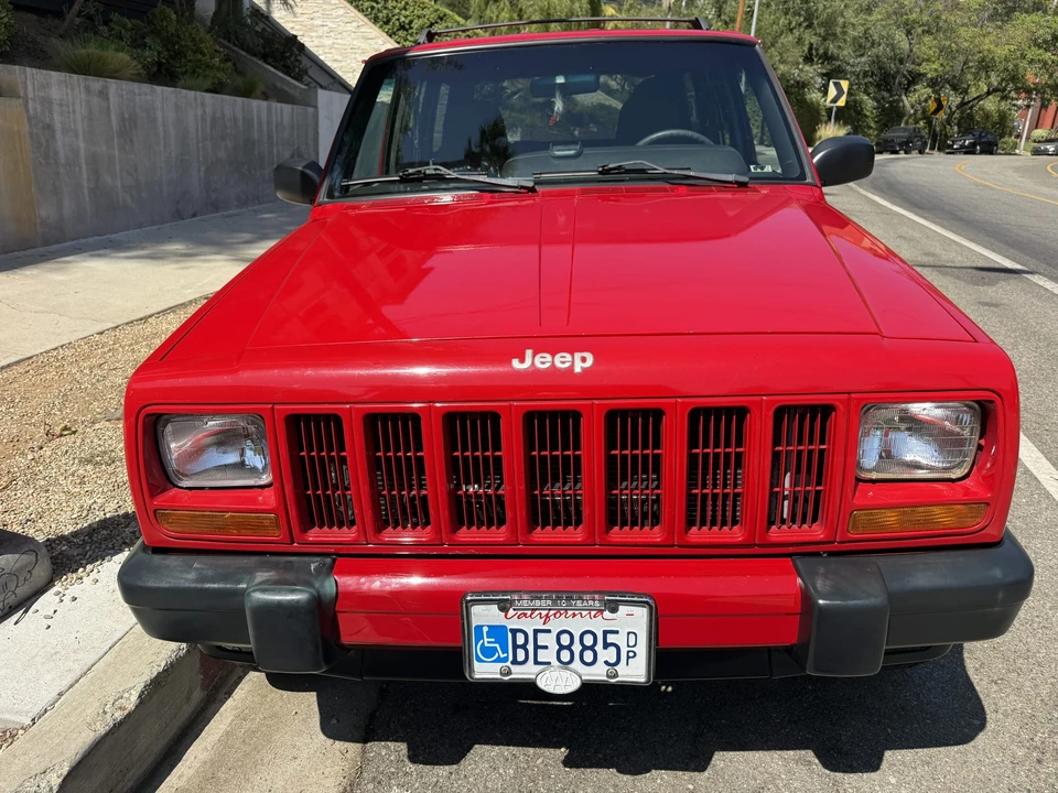2000 Jeep XJ Cherokee - Image 15 of 31