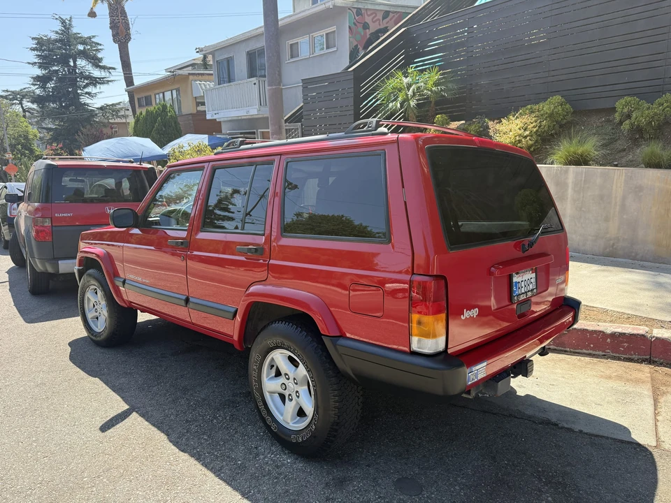 2000 Jeep XJ Cherokee - Image 18 of 31