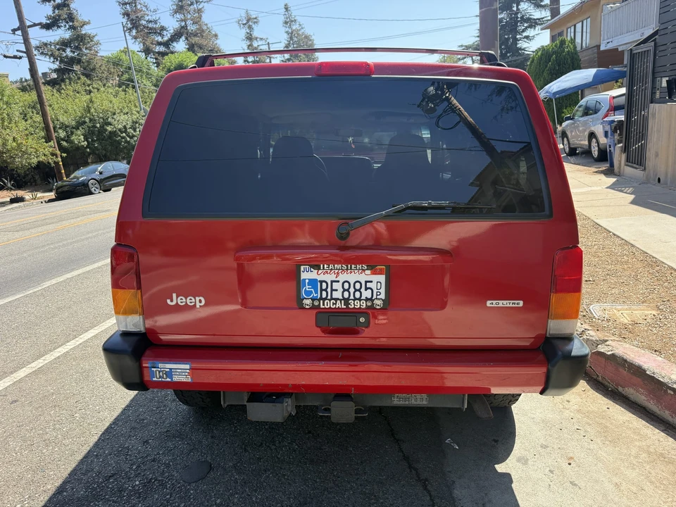 2000 Jeep XJ Cherokee - Image 19 of 31