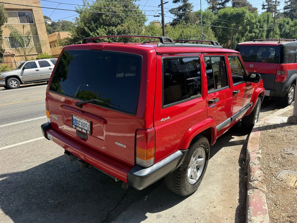 2000 Jeep XJ Cherokee - Image 20 of 31