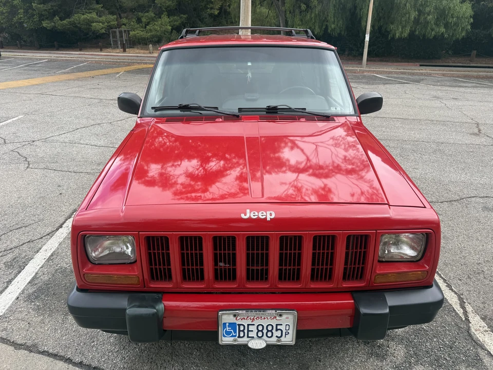 2000 Jeep XJ Cherokee - Image 5 of 31