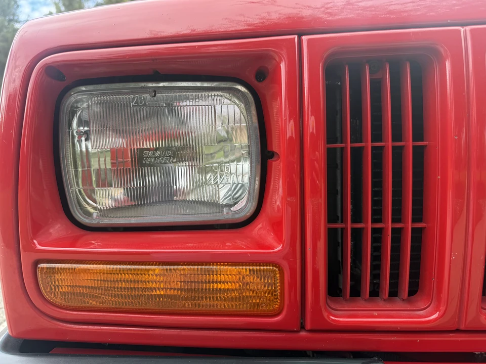 2000 Jeep XJ Cherokee - Image 27 of 31