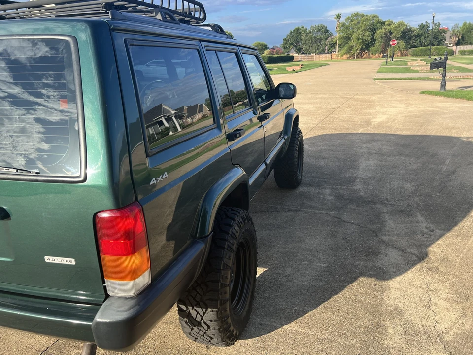 2000 Jeep XJ Cherokee - Image 27 of 31