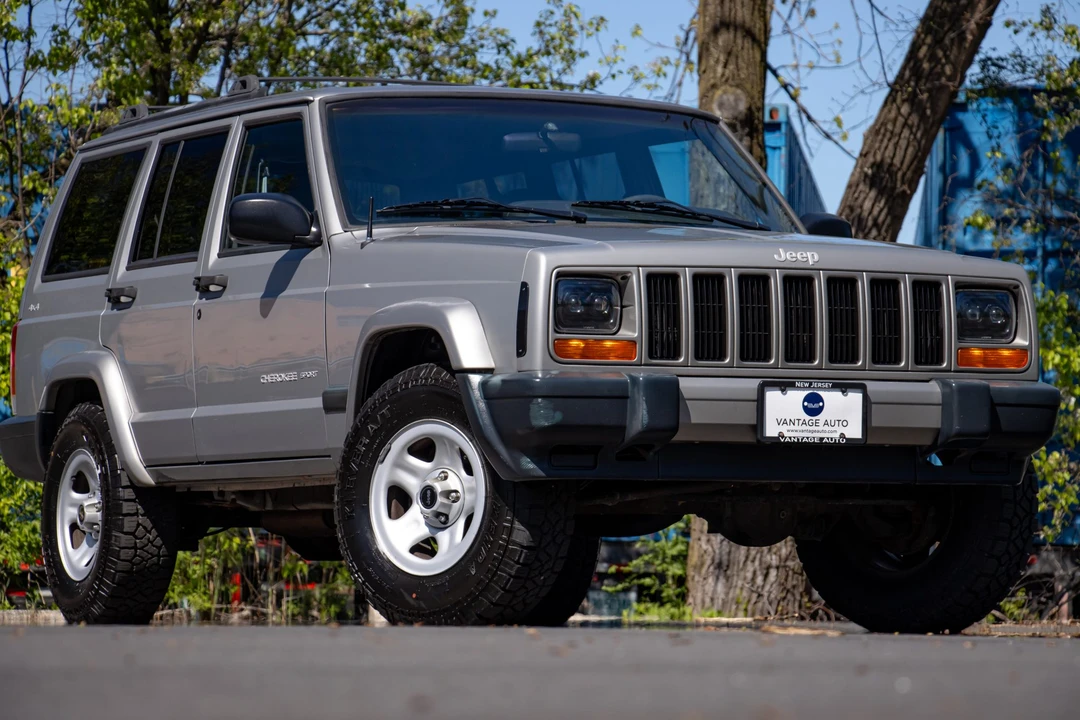 2000 Jeep XJ Cherokee - Image 19 of 31