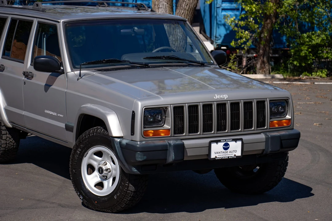 2000 Jeep XJ Cherokee - Image 28 of 31
