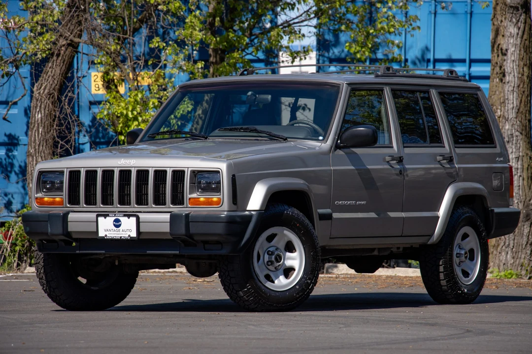 2000 Jeep XJ Cherokee - Image 4 of 31