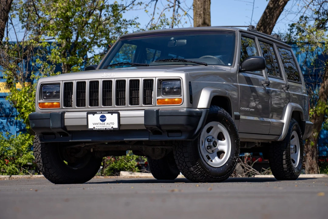 2000 Jeep XJ Cherokee - Image 5 of 31