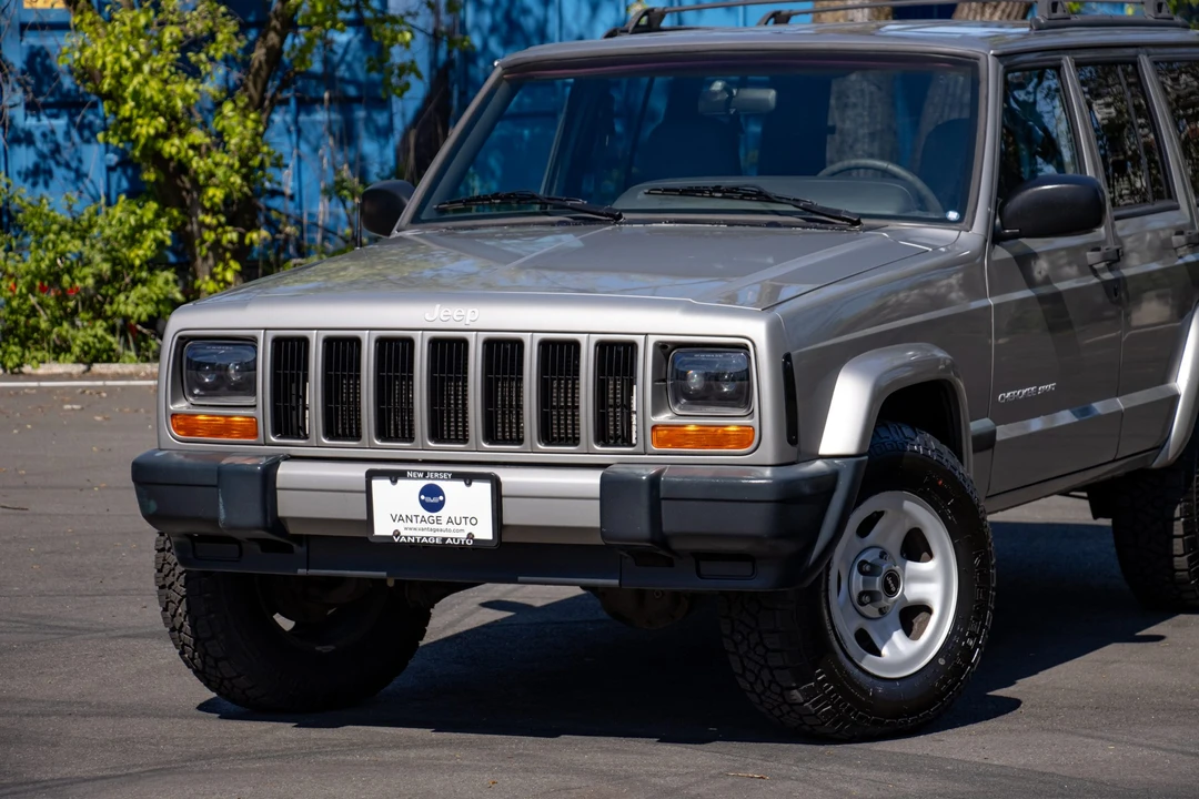2000 Jeep XJ Cherokee - Image 23 of 31