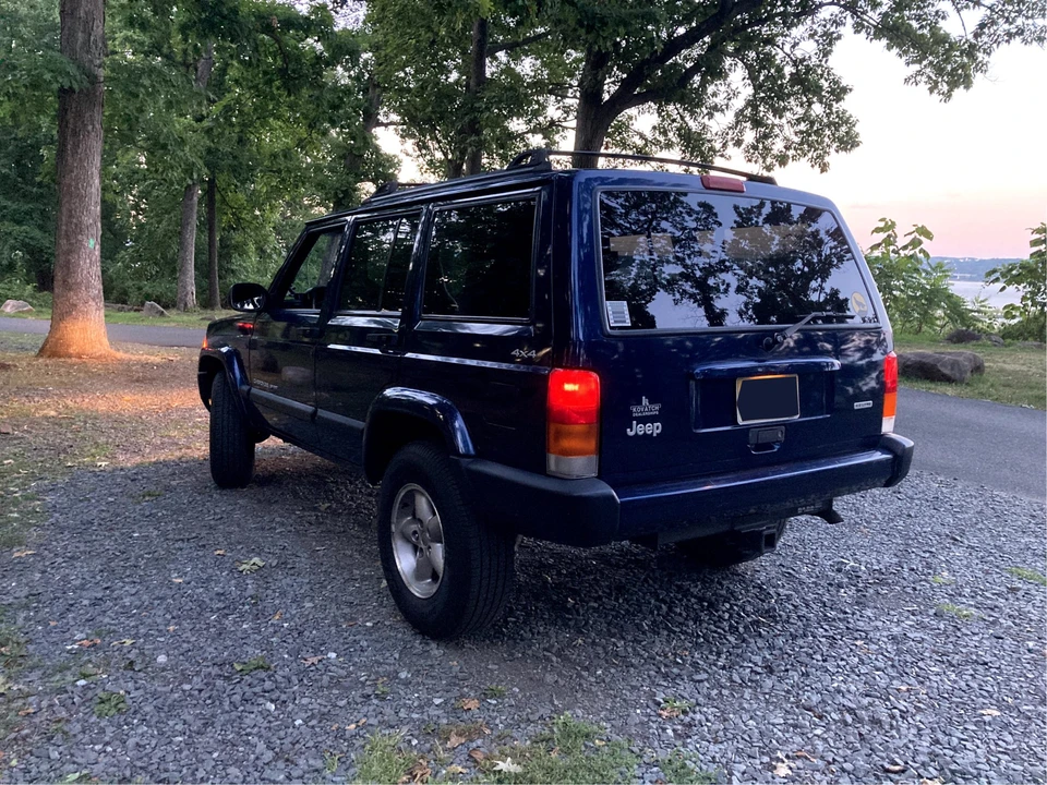 2000 Jeep XJ Cherokee - Image 23 of 31