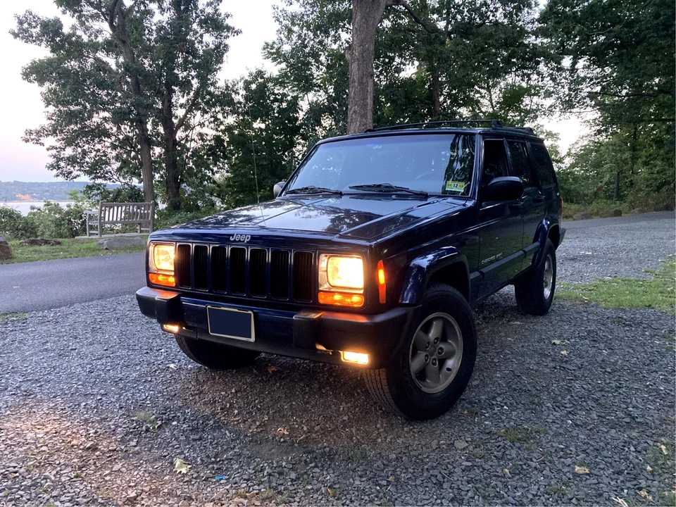 2000 Jeep XJ Cherokee - Image 17 of 31