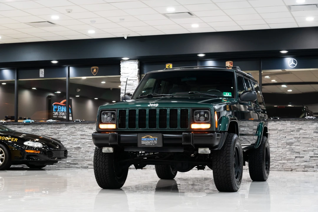 2000 Jeep XJ Cherokee - Image 5 of 31