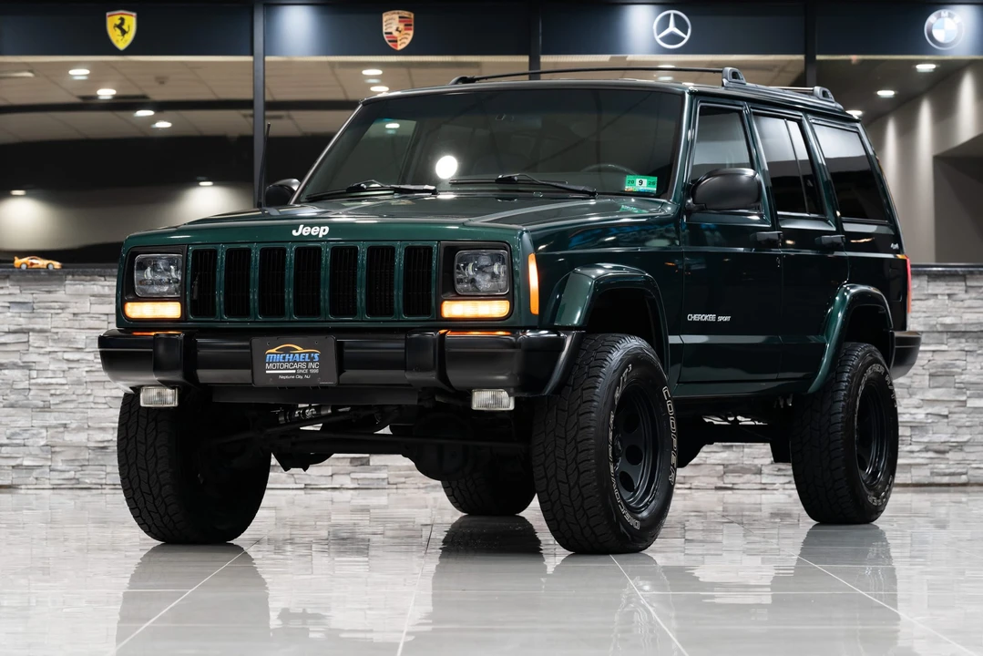 2000 Jeep XJ Cherokee - Image 7 of 31