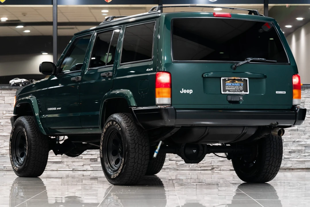 2000 Jeep XJ Cherokee - Image 12 of 31