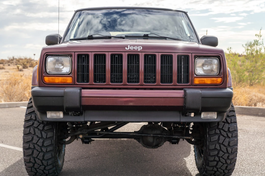 2000 Jeep XJ Cherokee - Image 11 of 31