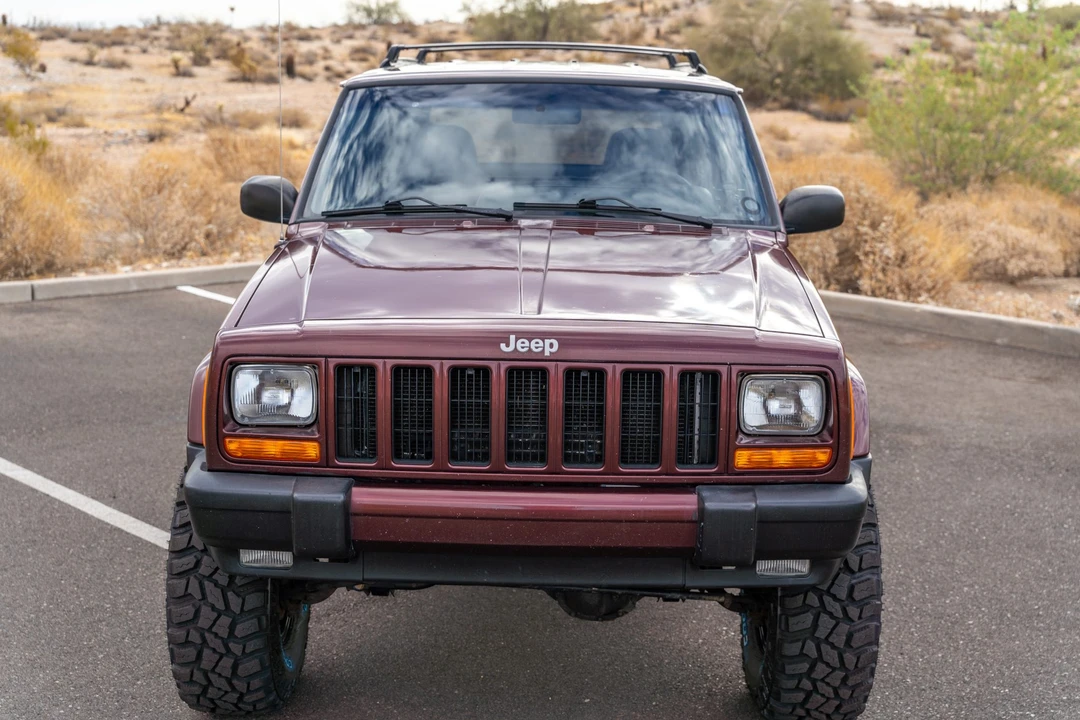 2000 Jeep XJ Cherokee - Image 10 of 31