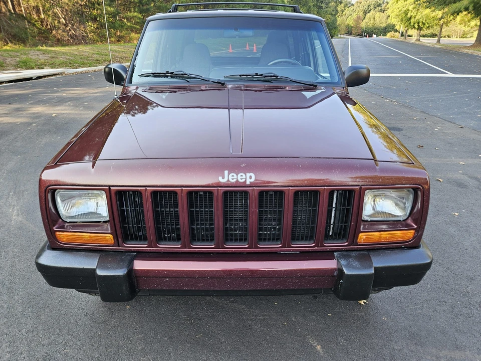 2000 Jeep XJ Cherokee - Image 4 of 31